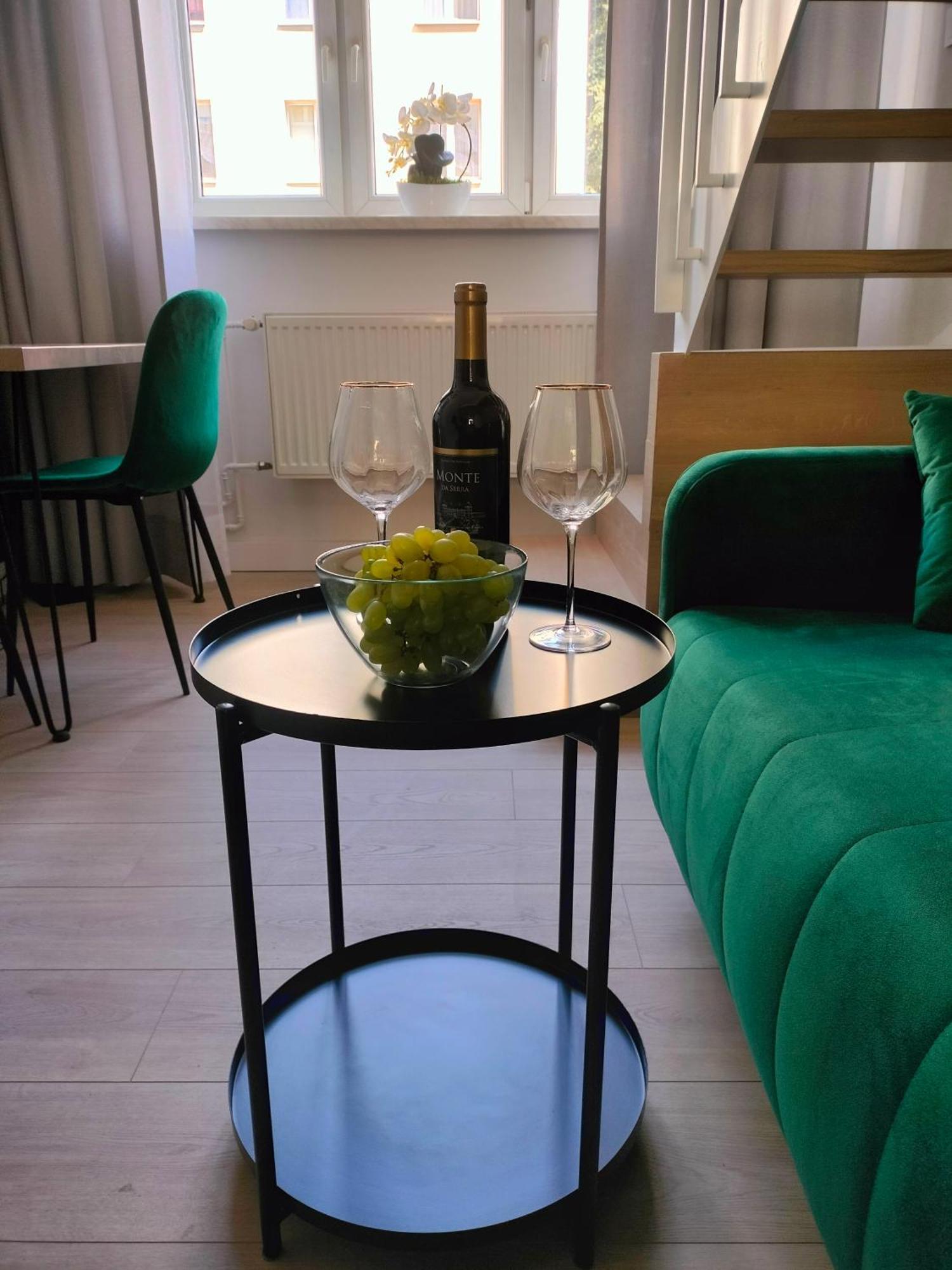 Apartament Paradise Zarzadzany Przez Gospodarza Osobe Fizyczna Self Check In Rzeszów Exterior foto